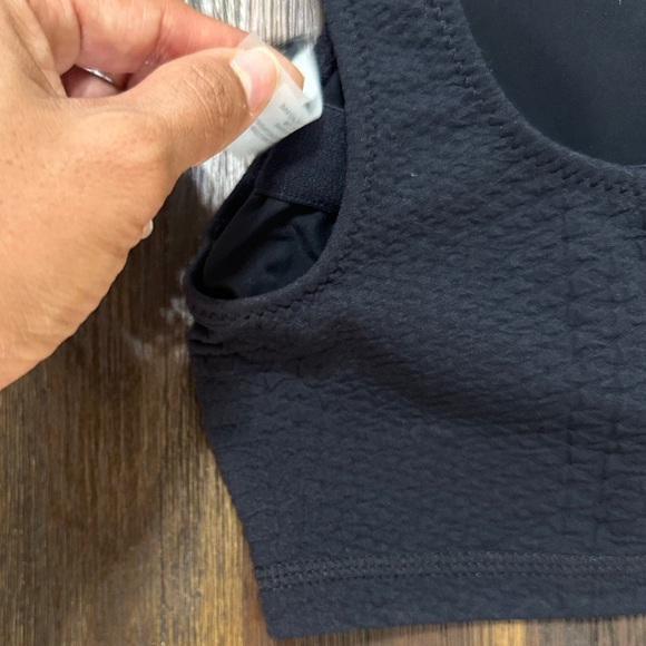 Gigi C Sports Bra Devon Top textured faux snake size XS - Picture 6 of 8